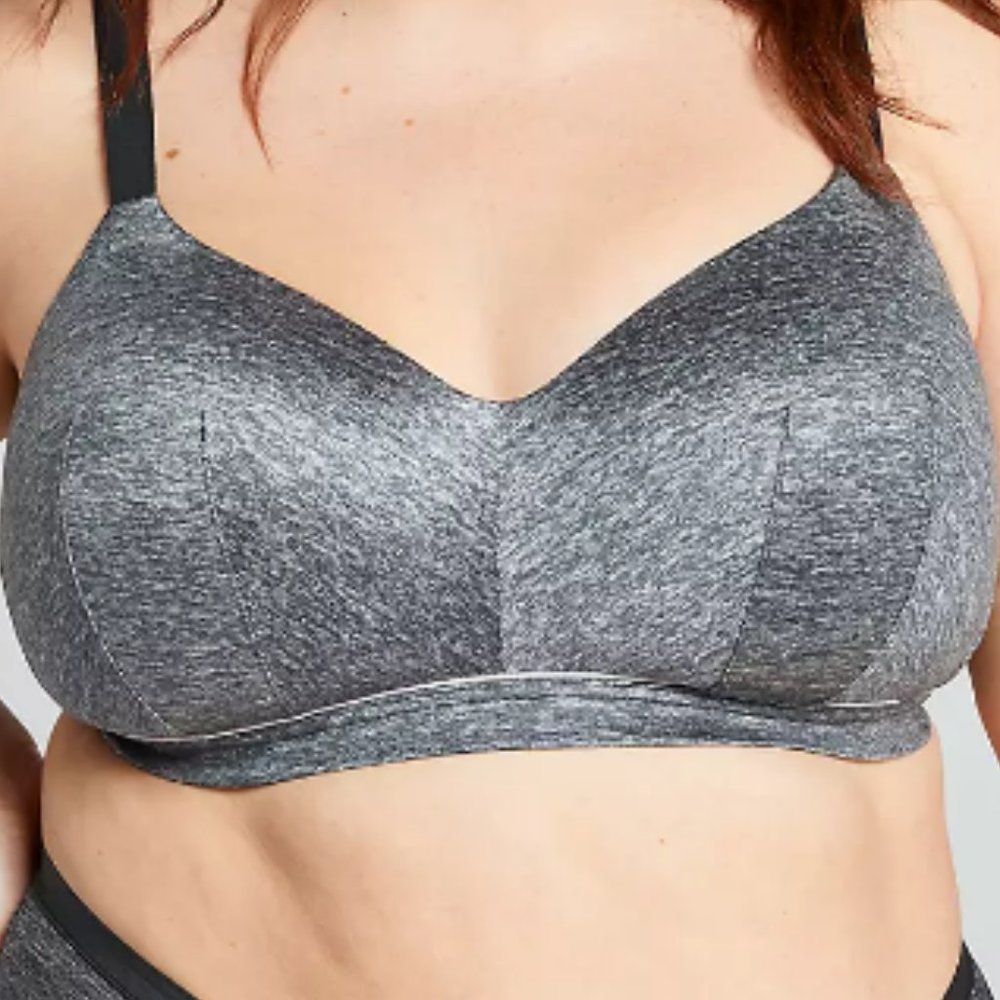 Set of TWO Cacique lined leisure/lined bras, 40H